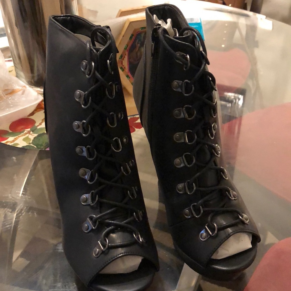 Wedges ❤️ - Picture 2 of 4
